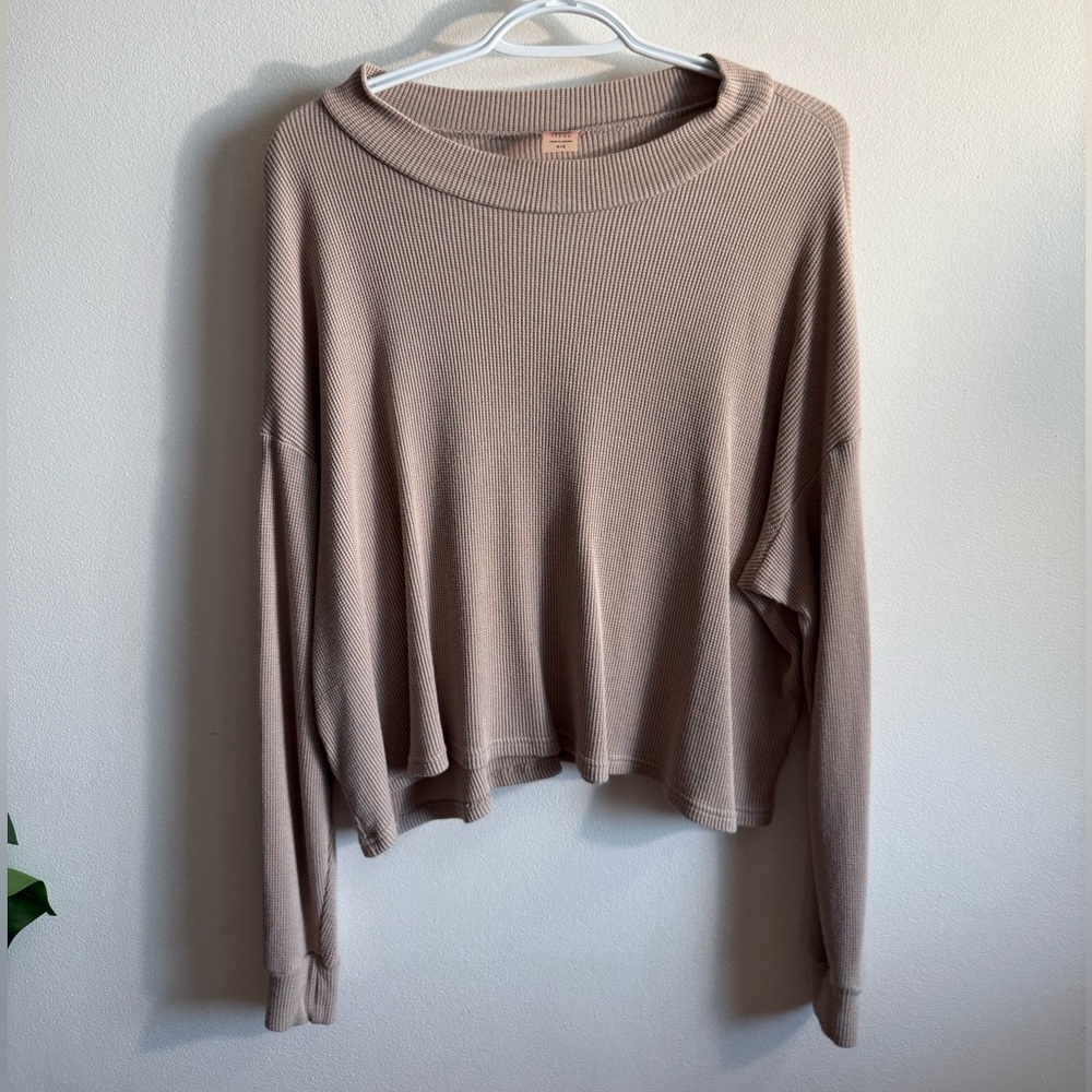 Smash + Tess Waffle Beige Sweater Size Medium Soft